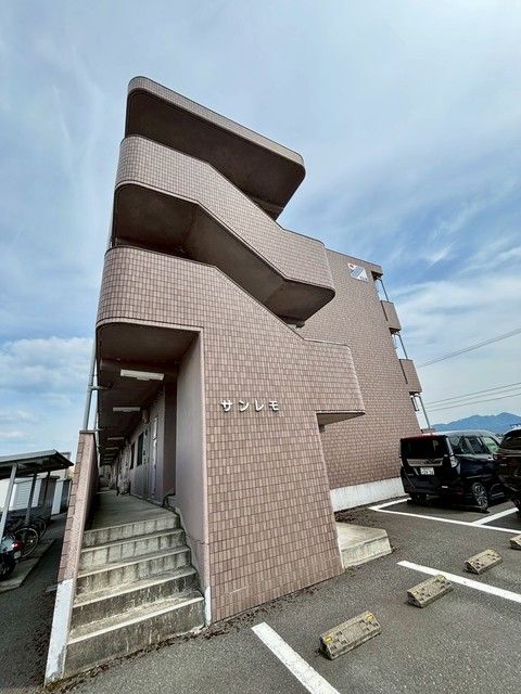 サンレモの外観画像