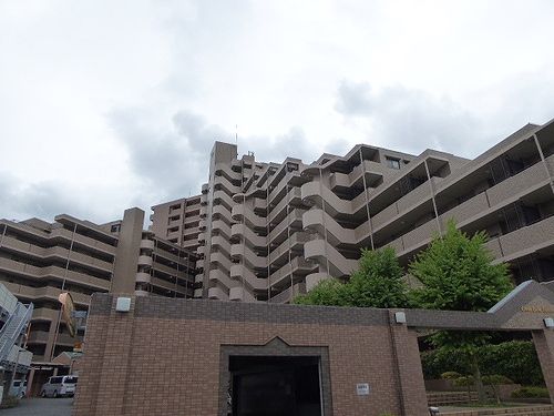 ライオンズヒルズ新松戸の外観画像