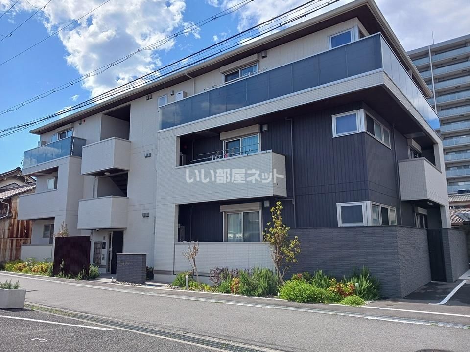 コルヌコピアの外観画像