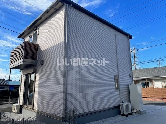 ライジングスクエアの外観画像