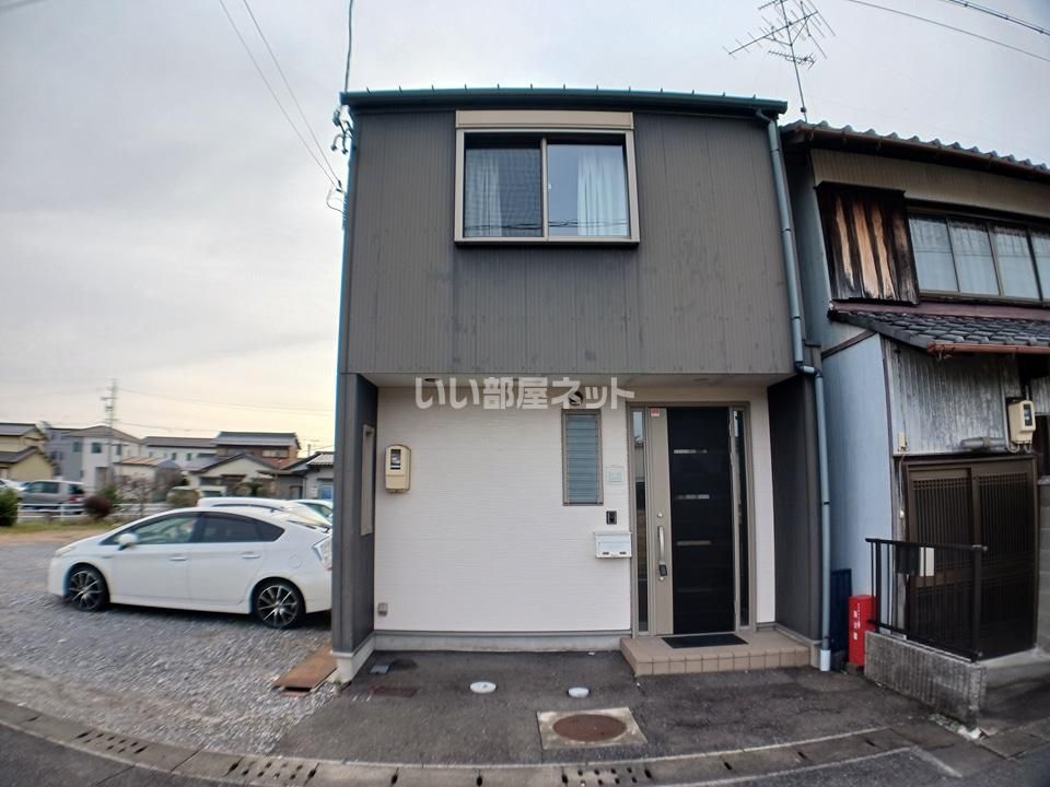 世安町戸建の外観画像