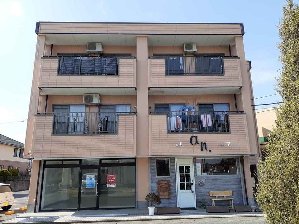 イストワールの外観画像