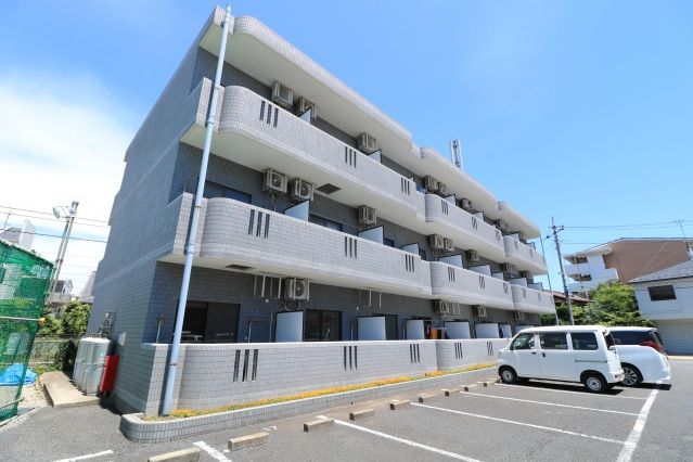 エスポアールトヤマの外観画像