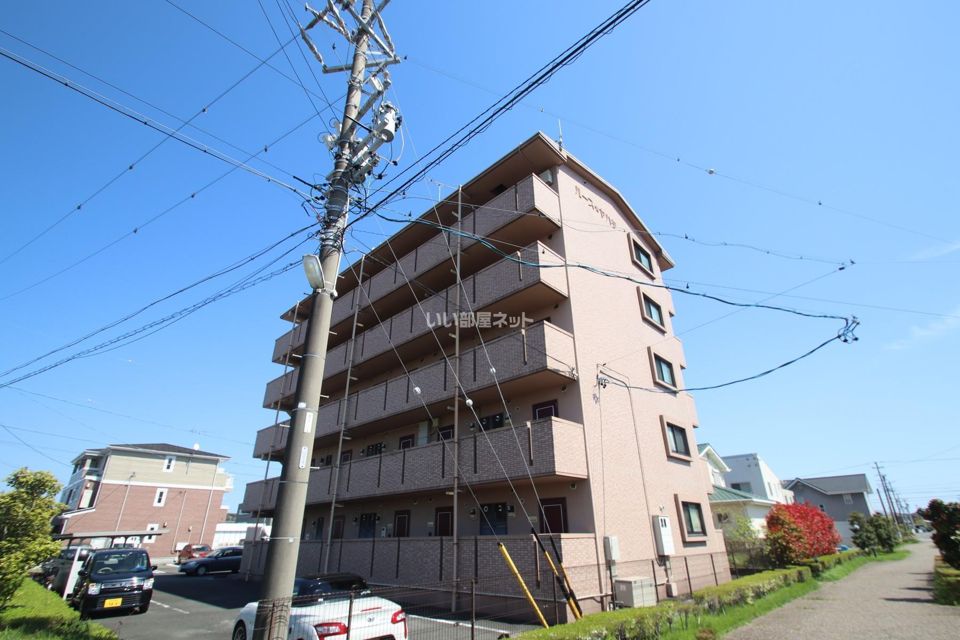 ルースヤハタの外観画像