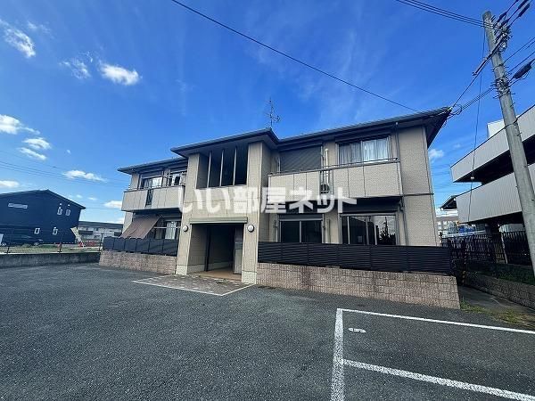 スクエアコート長尾A棟の外観画像
