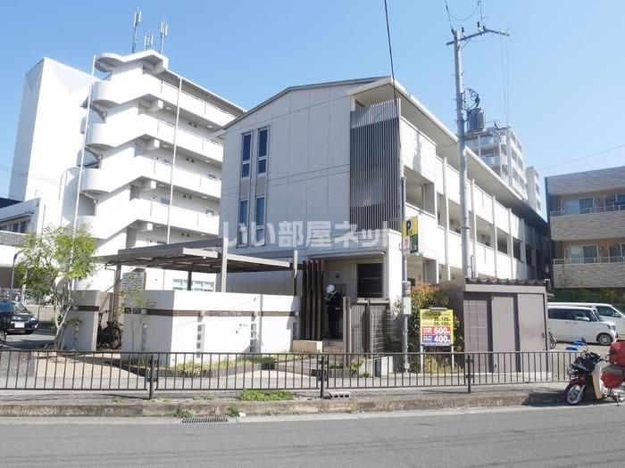 ルージュブリエの外観画像