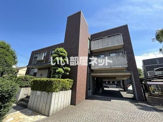 栗山ヴィレッジ七番館の外観画像