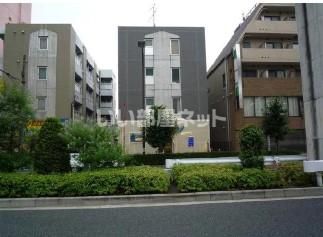 カトルセゾンの外観画像