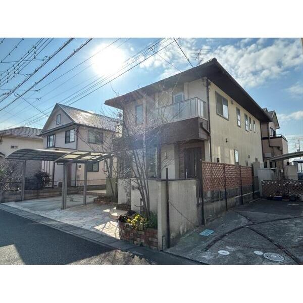 吉川市中央1丁目貸家の外観画像