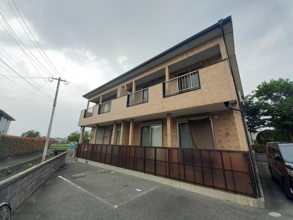 ルミエール伊左座Bの外観画像