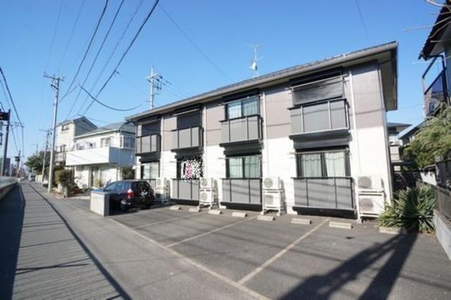 パイン アレイ菅野の外観画像
