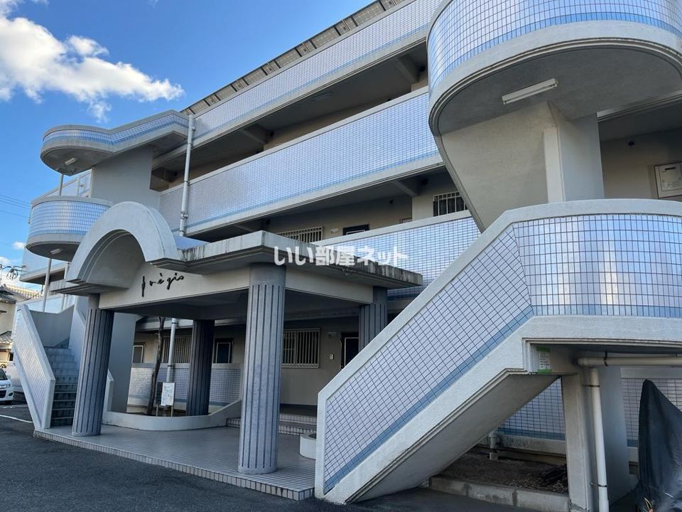 プレジオ王塚台の外観画像