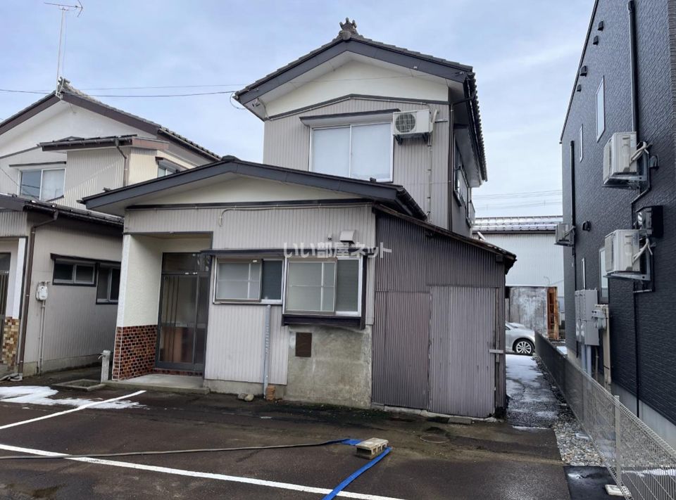 左近一丁目貸家の外観画像