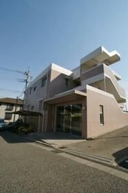 ファミール杉本の外観画像
