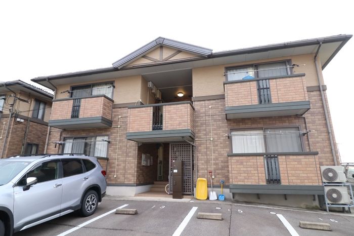 ソレアード Bの外観画像