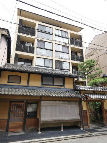 ヴィラスタジオーネ御所南の外観画像