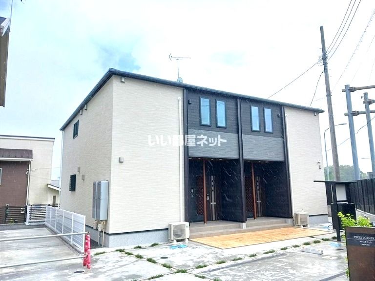 クレストコートの外観画像