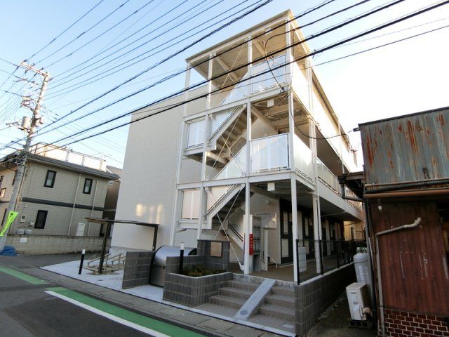 リブリ・セレッサの外観画像