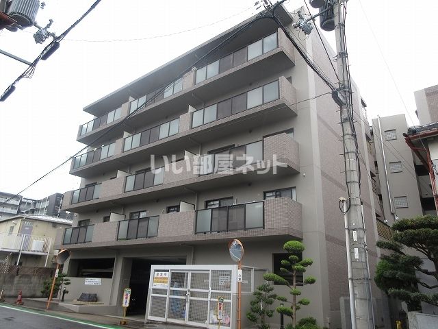 メープルコート中村IIの外観画像