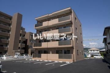 フィードスはっただの外観画像