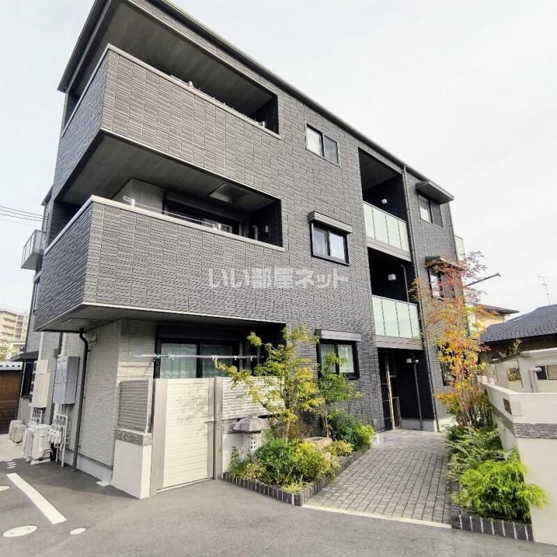 カルドグリナージュの外観画像