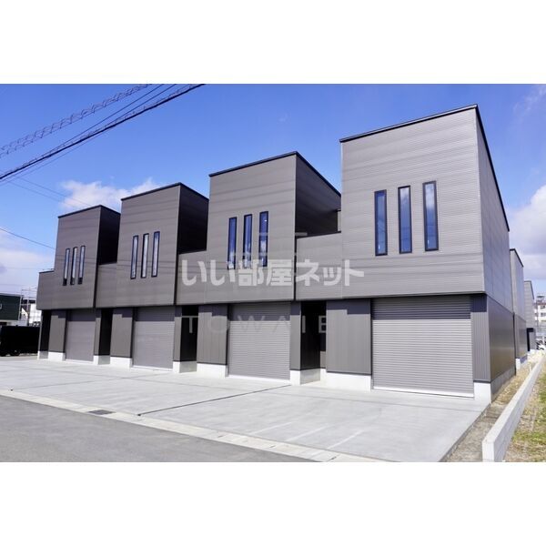 LAZO -E-(ラソ)の外観画像