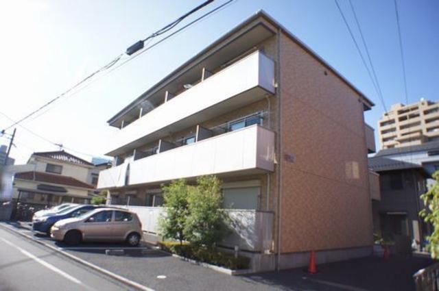 レイクルイーズの外観画像