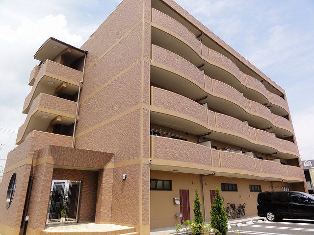 ラフォーレ東山の外観画像