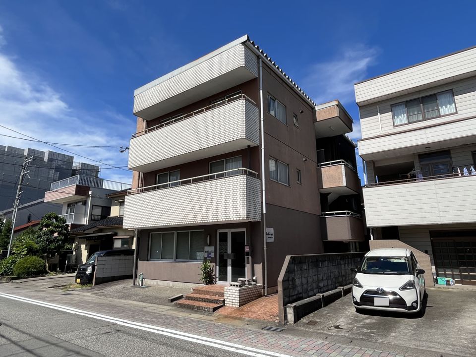 ルミネ鍋谷の外観画像