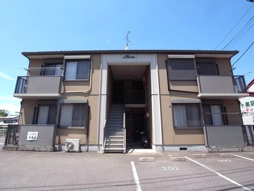 ベルジュネスの外観画像