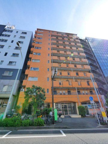 リレント新宿の外観画像