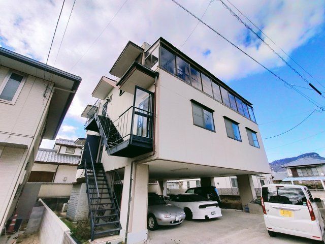 ストーンハウスの外観画像