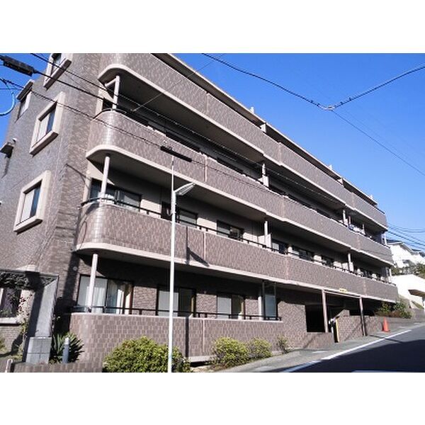 グランドハイリス本山の外観画像