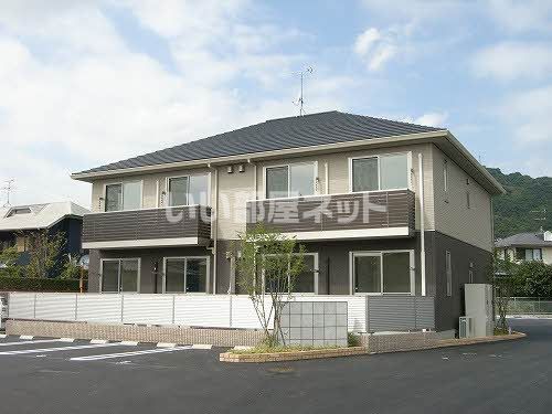 シャーメゾンみどり野 B棟の外観画像