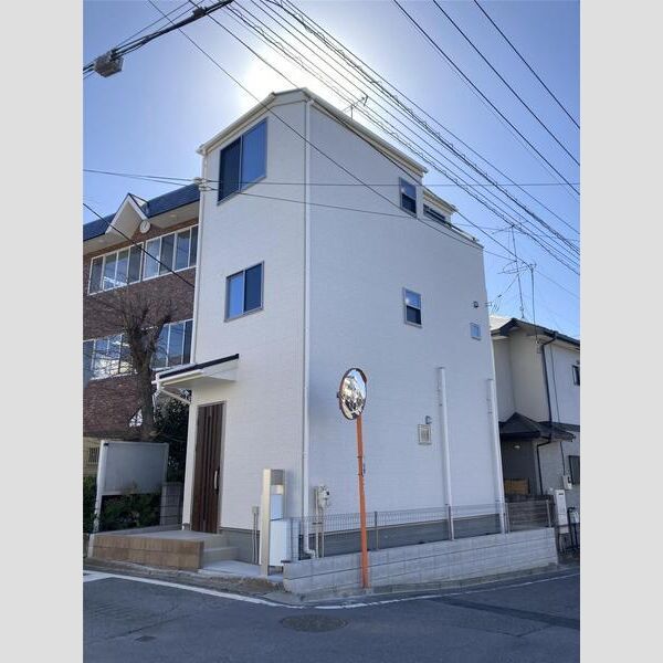 リーブルファイン鴻巣逆川2号棟の外観画像