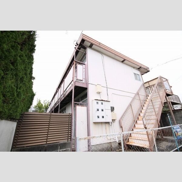 イト菊ハイツの外観画像