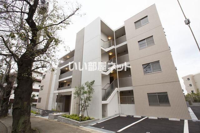 グランリーオの外観画像