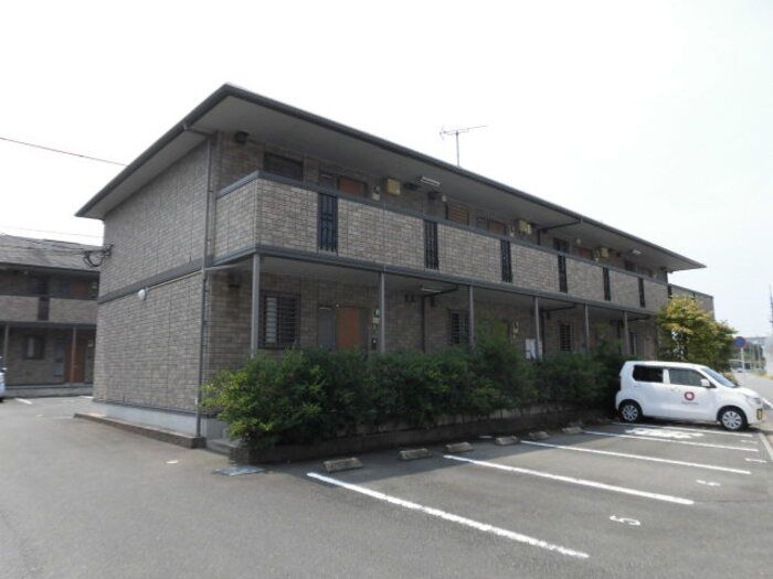 アンプルール B棟の外観画像