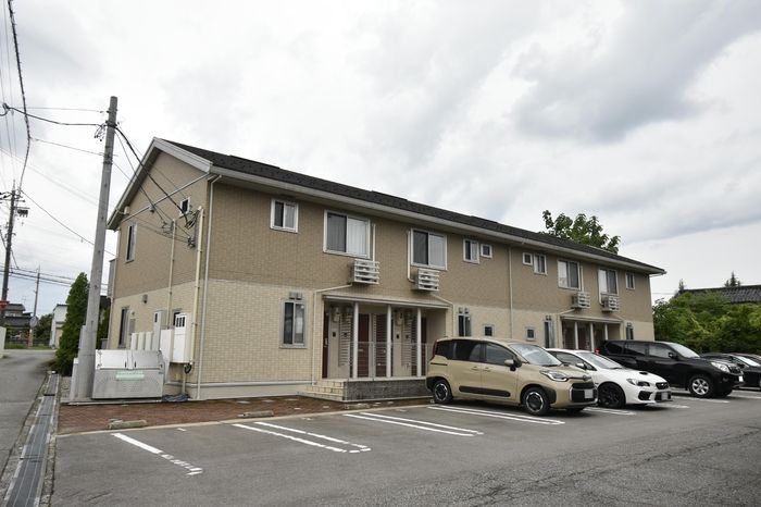 T-room前沢の外観画像