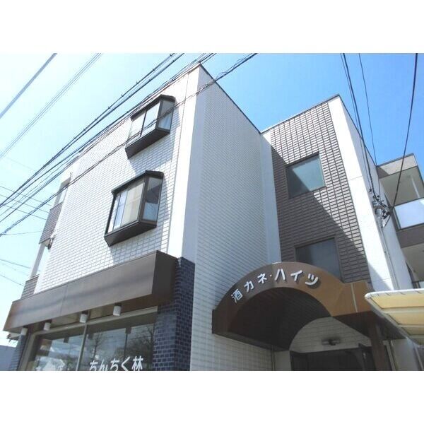 酒カネハイツの外観画像