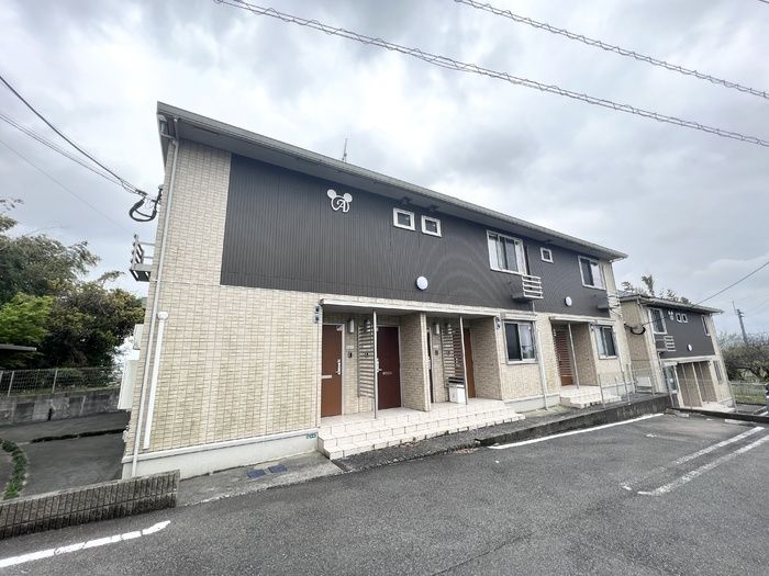 グランド ヒルズ A棟の外観画像