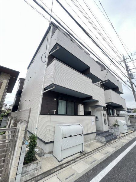 Aile東大宮(エールヒガシオオミヤ)の外観画像