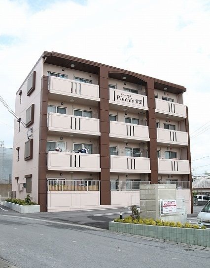プラシード宮里の外観画像