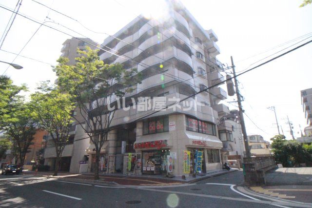 山下ビルの外観画像