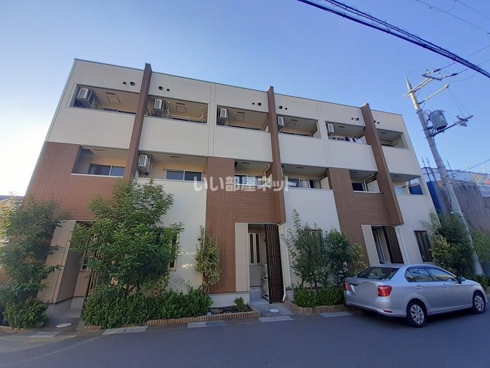 スリーハーブズ狭山Ⅰ番館の外観画像