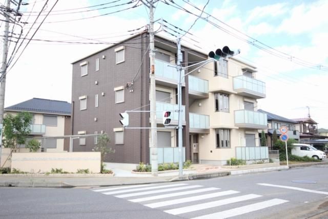 ポンピエール Aの外観画像