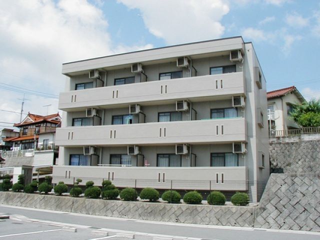 クニヒロマンションFの外観画像