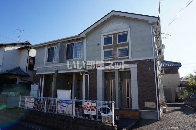 イー・エム・ヒルズの外観画像