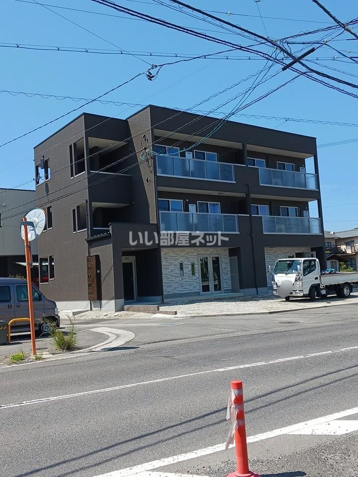 Lecherien和泉（ルシェリア）の外観画像