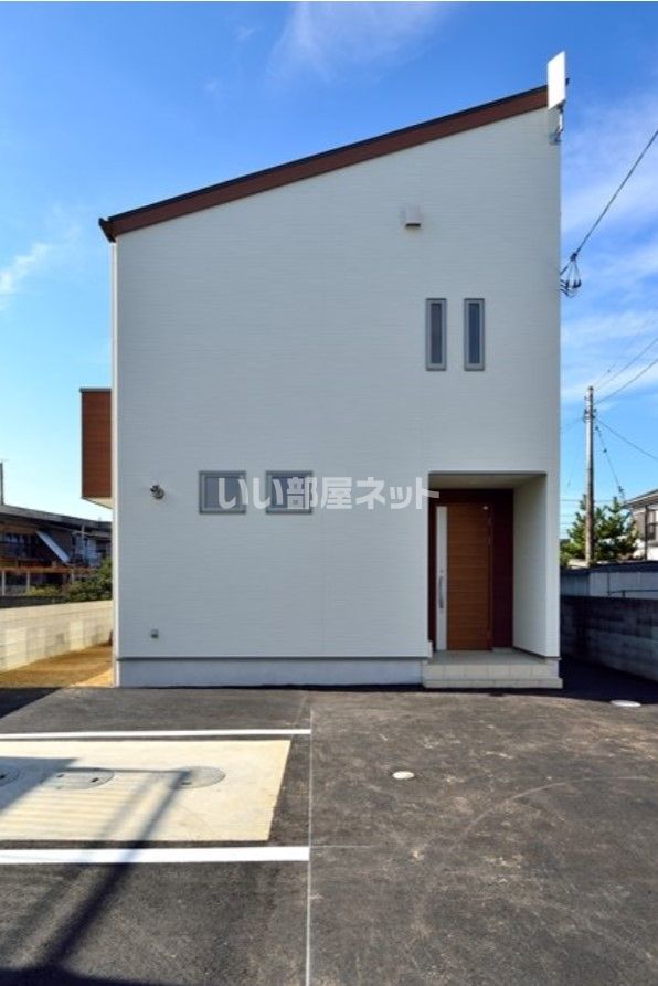 Lumius Sakuraiの外観画像